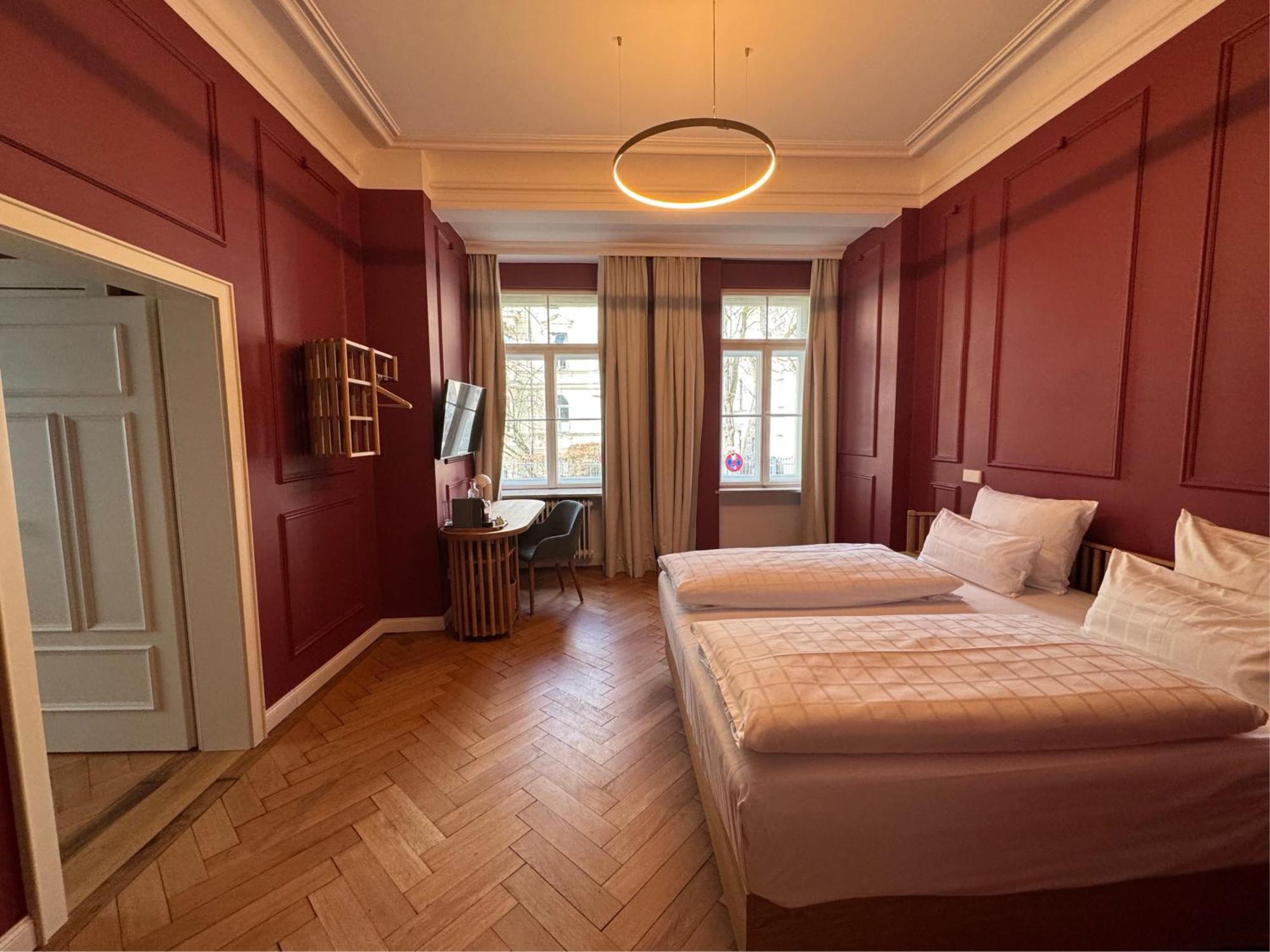 Hotel Uhland 3*